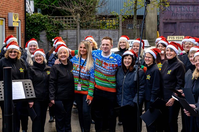 Corrie Christmas Carol Group Resize 002