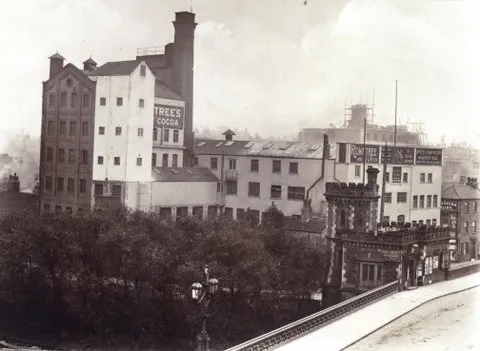 1890 1906 1904 Tanners Moat 2380