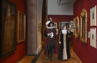 2 The World Of King James VI And I With Mary Queen Of Scots From