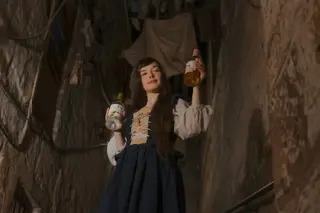 Gin On Close 2 1024X683